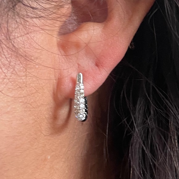 Beautiful Lab Created Black & Clear Diamonds Earrings - Picture 8 of 8